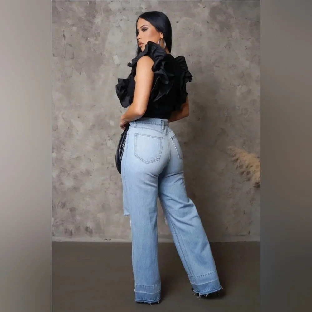 Denim Vintage - Light Wash Jeans - Picture 2 of 9
